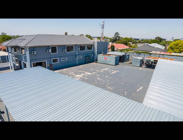 773M² BUSINESS CENTRE FOR SALE IN NEW REDRUTH